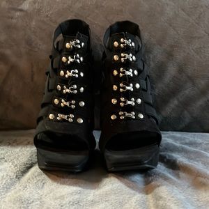 Black platform heels, size 7, 4” with 1” platform hook/eye accents